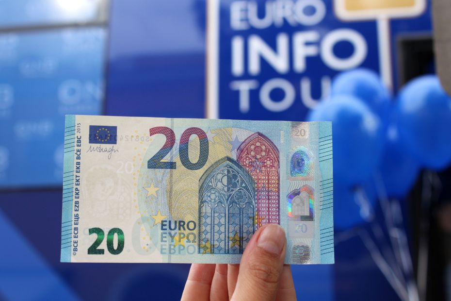 Die neue 20-Euro-Banknote aus der 2. Euro-Serie ist ab 25. Nov. 2015 im Umlauf 