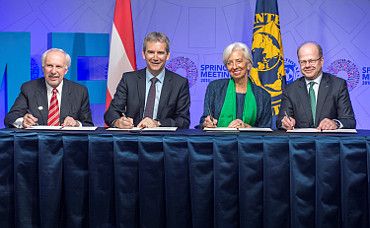 Gouverneur Ewald Nowotny, Bundesminister Hartwig Löger, IWF-Direktorin Christine Lagarde, Vize-Gouverneur Andreas Ittner