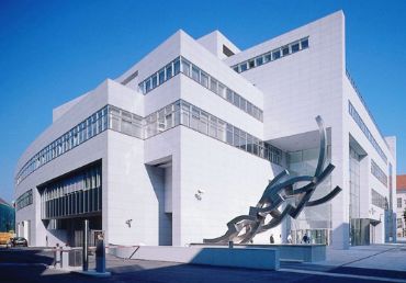 Geldzentrum in Wien, eröffnet 1998