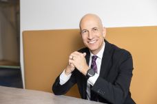 Gouverneur Univ.-Prof. Dr. Martin Kocher